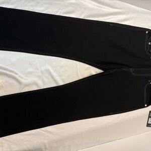 True Religion Black Straight Leg Jeans with Flap Pockets – New With Tags.  Ricky